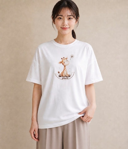 デザインTシャツ レディース きりん 動物 アニマル イラスト ヴィンテージ風 20代 カジュアルコーデ 白T