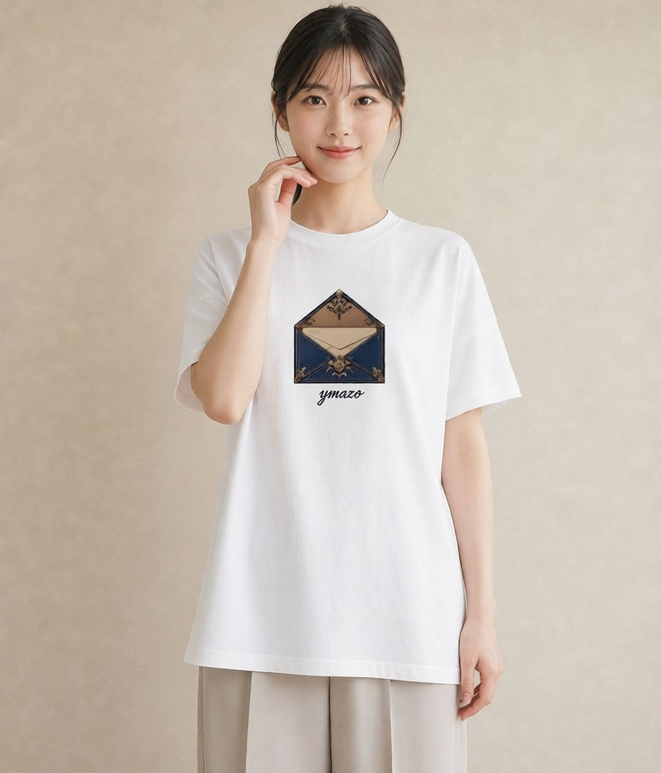 グラフィックTシャツ レディース 封蝋 手紙 アンティーク ナチュラル イラスト 休日コーデ カジュアルコーデ 買い物 白T