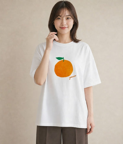 デザインTシャツ レディース もも 食べ物 フード イラスト きれいめカジュアル 20代 カジュアルコーデ 白T