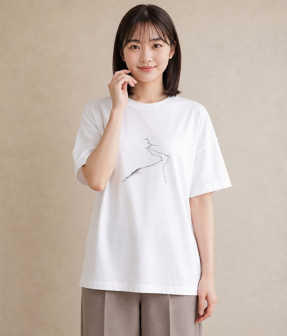 デザインTシャツ レディース 小川 橋 せせらぎ ナチュラル アンティーク イラスト 休日コーデ ミセス 春コーデ 白T