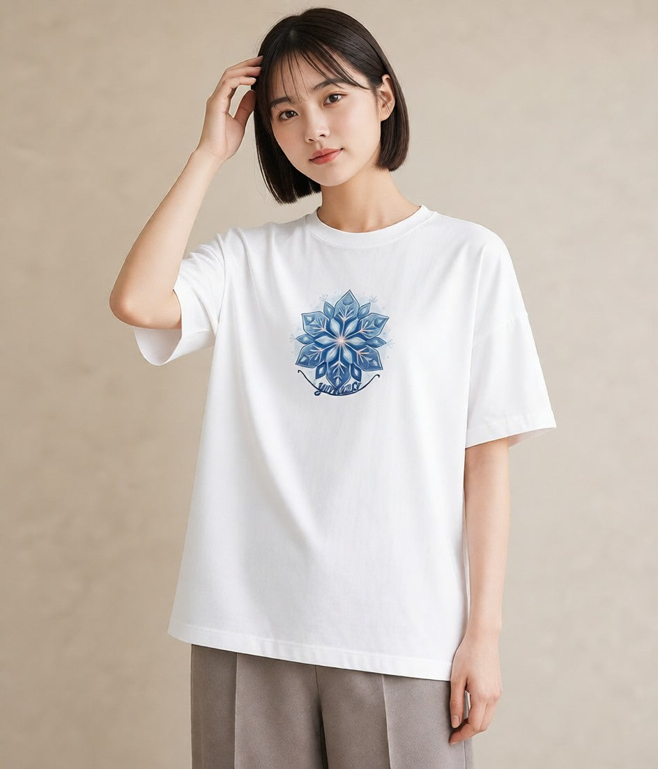 グラフィックTシャツ レディース 雪の結晶 星空 宇宙 イラスト 抜け感 女子会 お揃い 白T