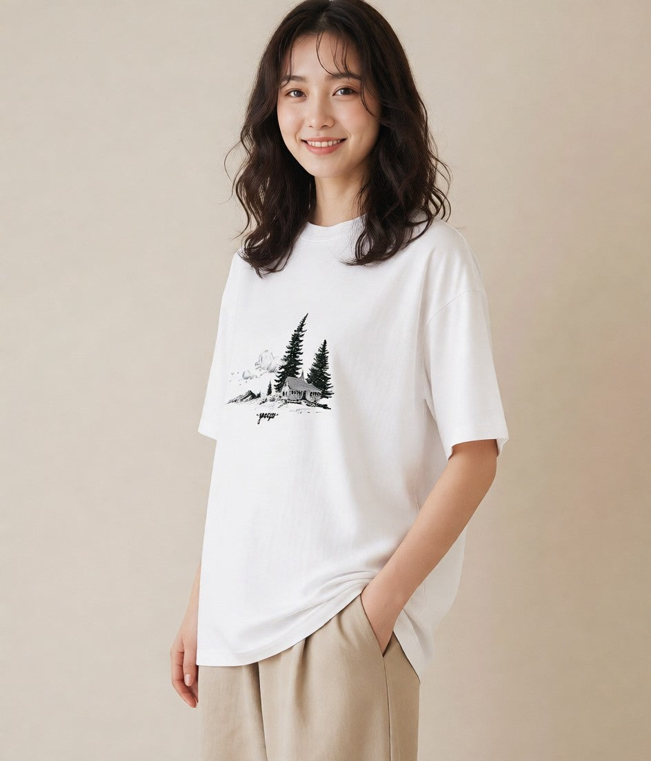 プリントTシャツ レディース 湖畔の小屋 湖 小屋 ナチュラル アンティーク イラスト きれいめカジュアル 敬老の日 ホワイトデー 白T