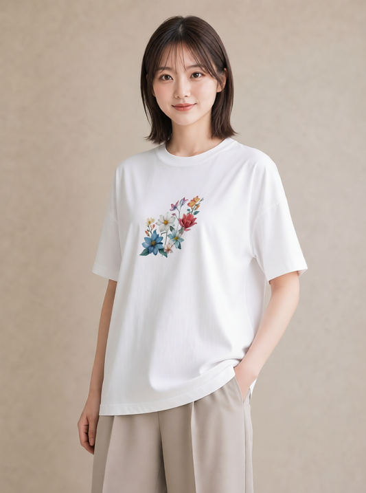 デザインTシャツ レディース コスモス 秋桜 花 花柄 イラスト 休日コーデ 自分用 ルームウェア 白T