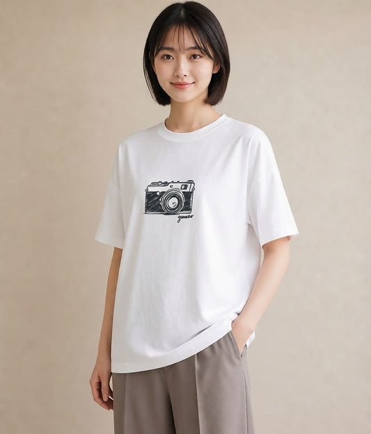 デザインTシャツ レディース カメラ フィルムカメラ レトロカメラ イラスト ラフ ビーチ デイリーウェア 白T