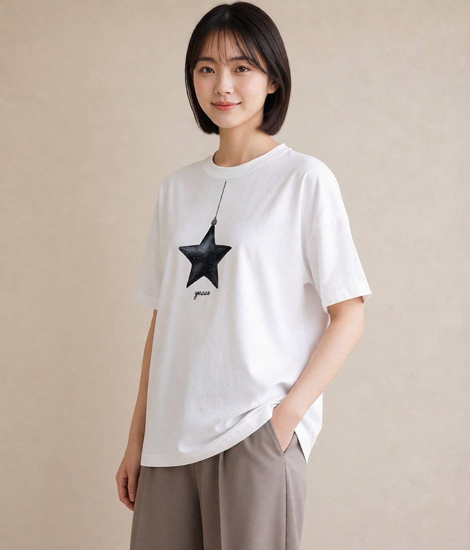 プリントTシャツ レディース スター 星空 宇宙 イラスト ゆるかわ ミセス 春コーデ 白T
