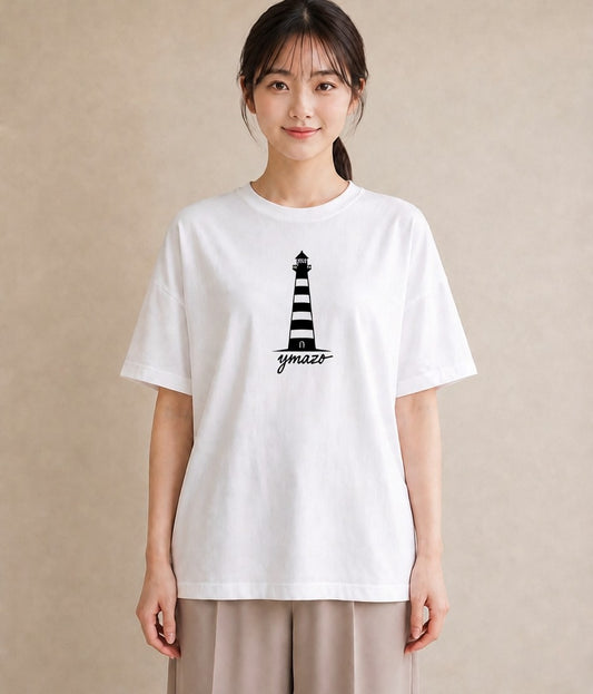 プリントTシャツ レディース 灯台 霧 海 ナチュラル アンティーク イラスト 淡色 ミセス 春コーデ 白T