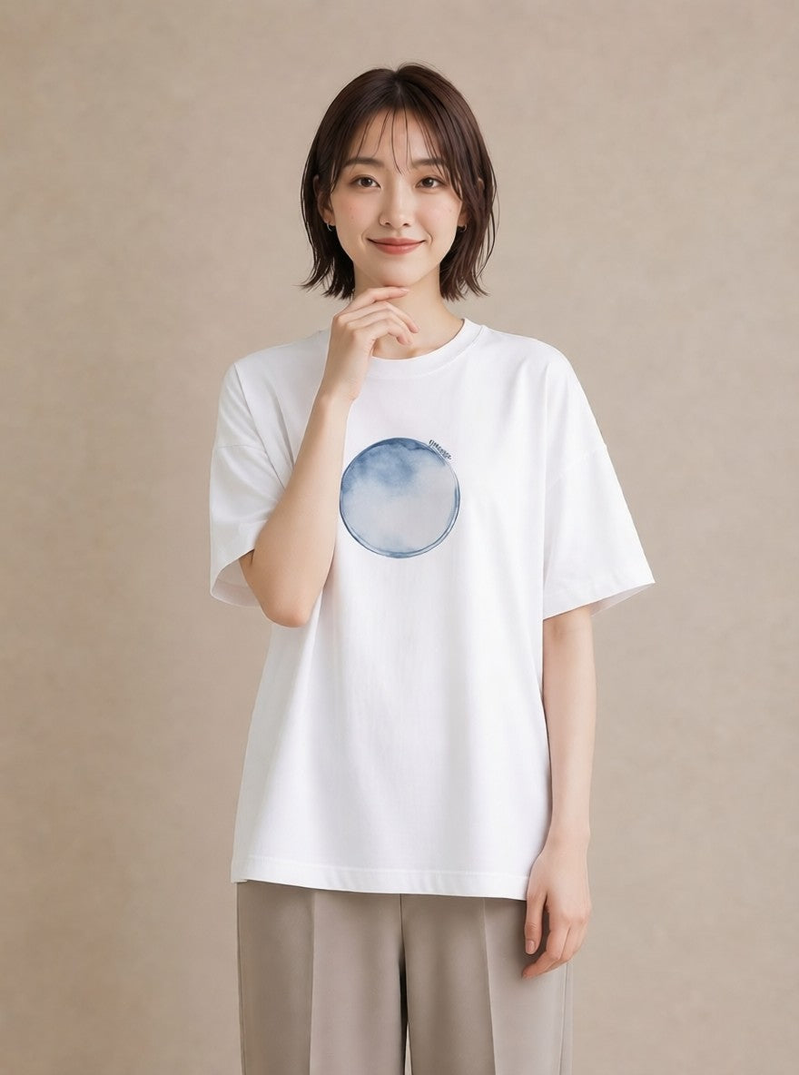 プリントTシャツ レディース 三日月 星空 宇宙 イラスト きれいめカジュアル カジュアルコーデ 買い物 白T