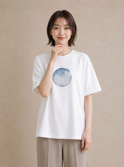 プリントTシャツ レディース 三日月 星空 宇宙 イラスト きれいめカジュアル カジュアルコーデ 買い物 白T