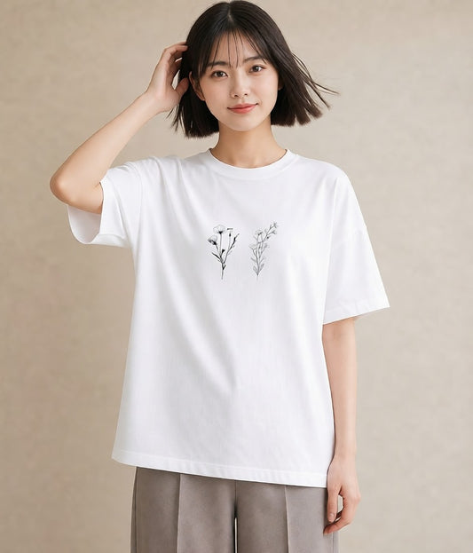 半袖Tシャツ レディース 小花 花 フラワー イラスト ガーリー 夏コーデ 通学 白T