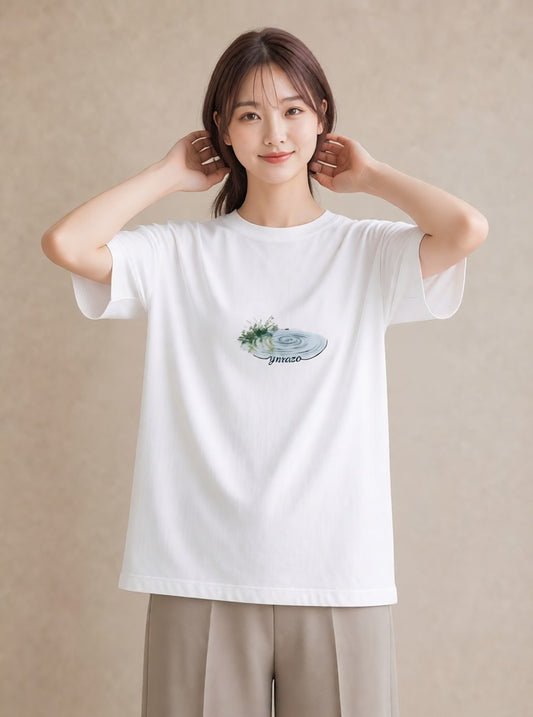 デザインTシャツ レディース 雨上がりの小道 雨上がり 小道 ナチュラル アンティーク イラスト モード 夏コーデ 通学 白T