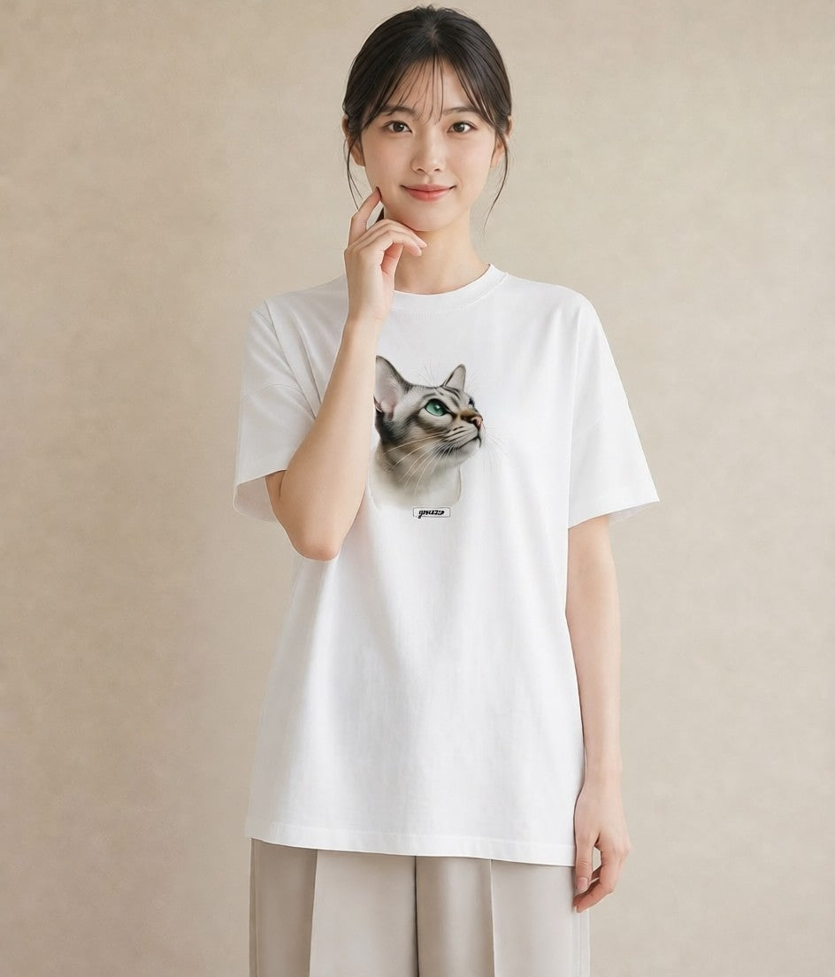 グラフィックTシャツ レディース ブリティッシュショートヘア 猫 ねこ イラスト フェミニン 海 カフェ巡り 白T