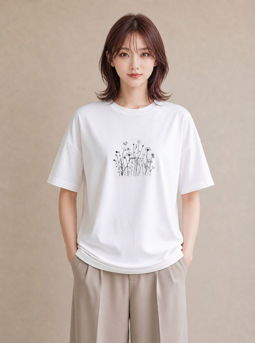 プリントTシャツ レディース 小花 花 フラワー イラスト ラフ 普段着 週末コーデ 白T