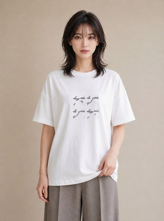 グラフィックTシャツ レディース リボン ボウ りぼん イラスト ミニマル ペアコーデ 秋コーデ 白T
