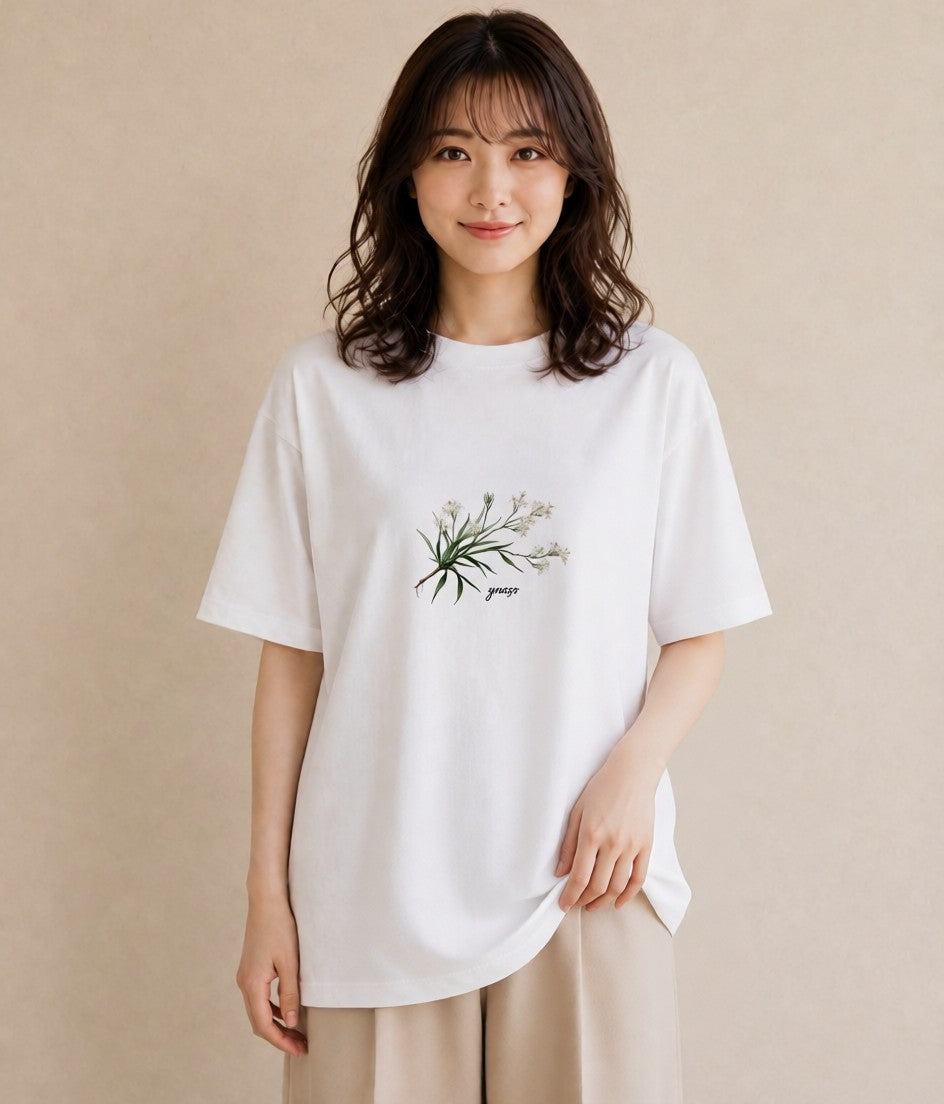 グラフィックTシャツ レディース 金木犀 花 花柄 イラスト 上品 20代 カジュアルコーデ 白T