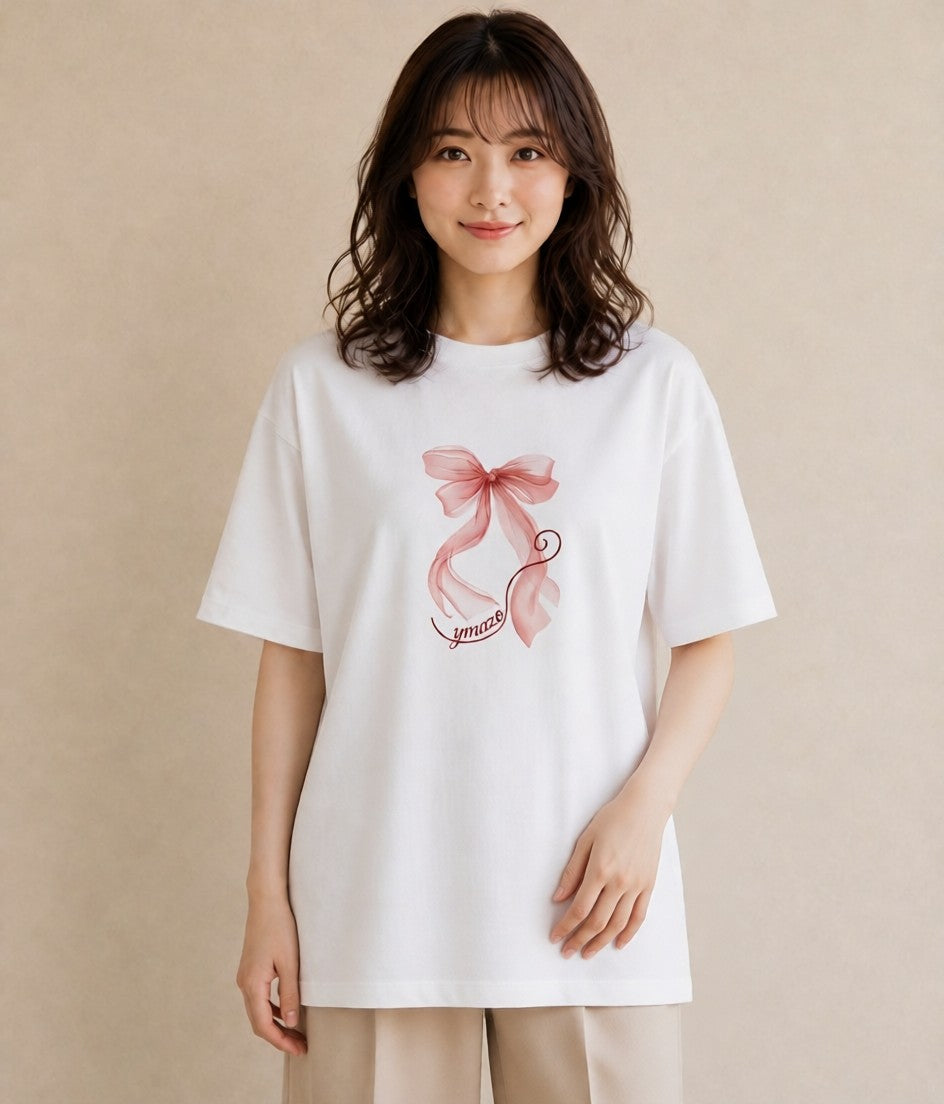 プリントTシャツ レディース リボン 蝶結び ナチュラル アンティーク イラスト 旅行コーデ カジュアルコーデ 買い物 白T