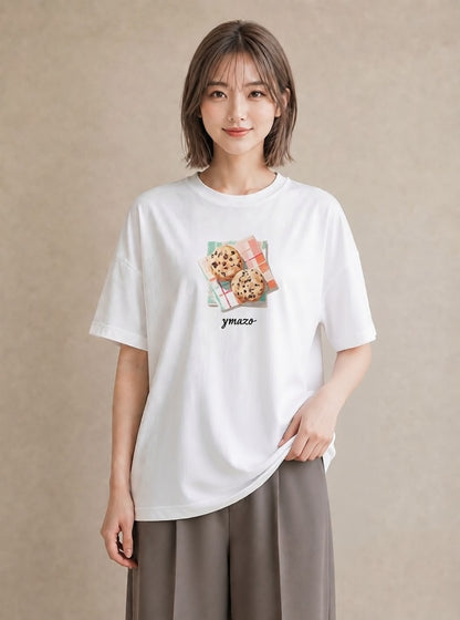 グラフィックTシャツ レディース マカロン 食べ物 フード イラスト 上品 散歩 お出かけ 白T