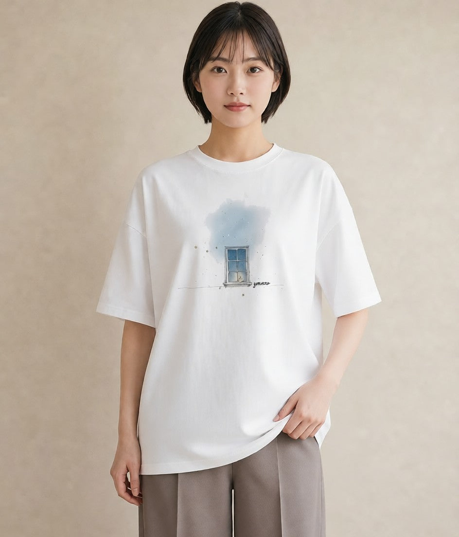 Tシャツ レディース 窓辺の雨 雨の日 窓 ナチュラル アンティーク イラスト 淡色 秋コーデ おしゃれギフト 白T