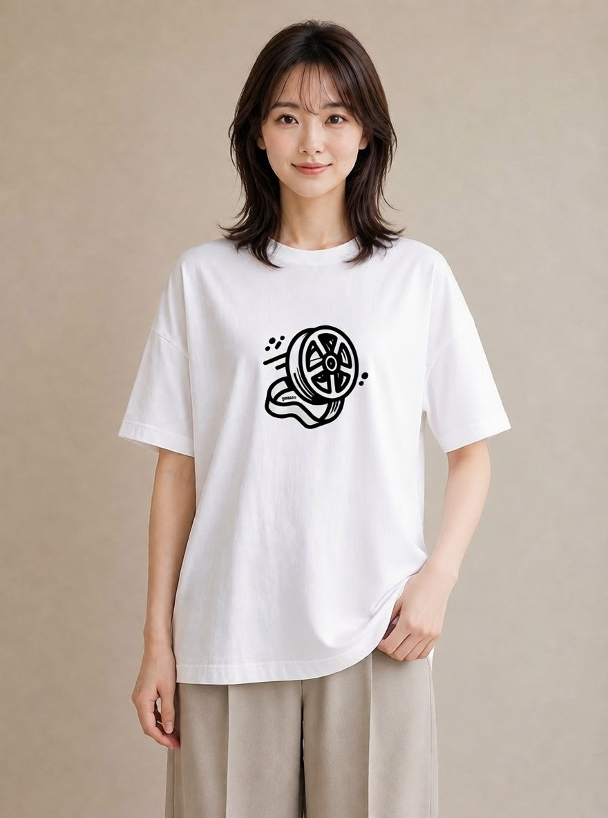 Tシャツ レディース カメラ フィルムカメラ レトロカメラ イラスト ミニマル 帰省 ラフ 白T