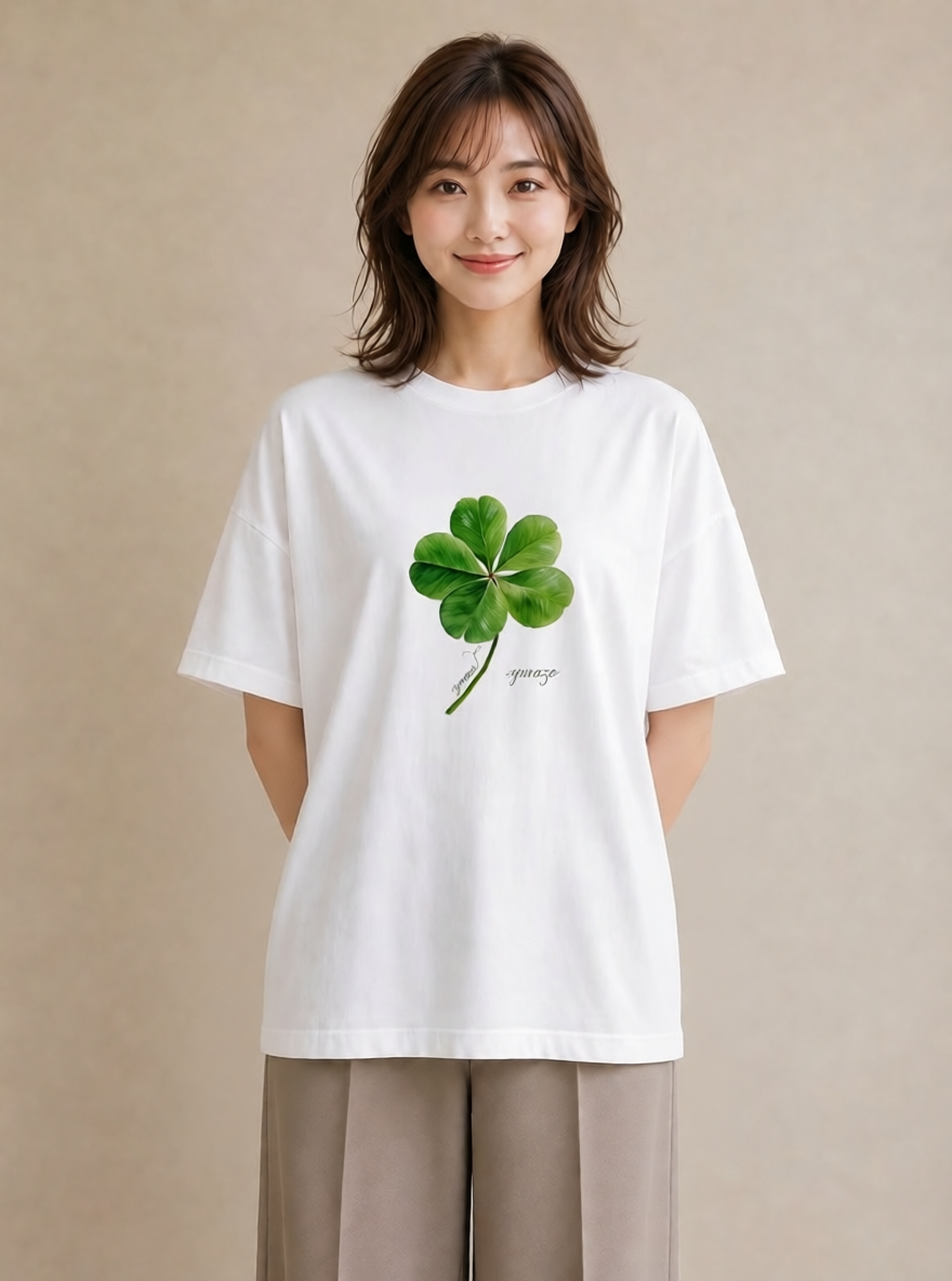 プリントTシャツ レディース クローバー 四つ葉 花 花柄 イラスト 上品 綿100 デート 白T