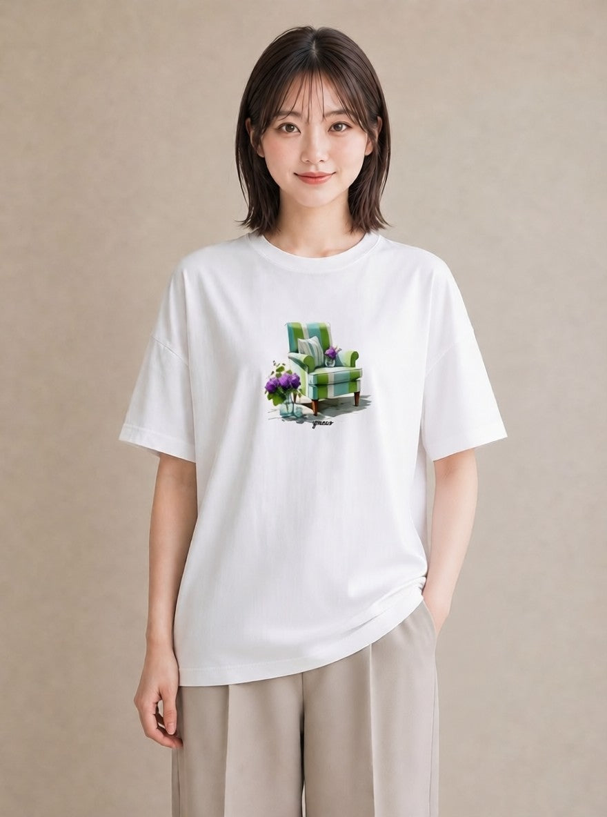 デザインTシャツ レディース 窓辺の椅子 窓辺 椅子 ナチュラル アンティーク イラスト 北欧風 散歩 お出かけ 白T