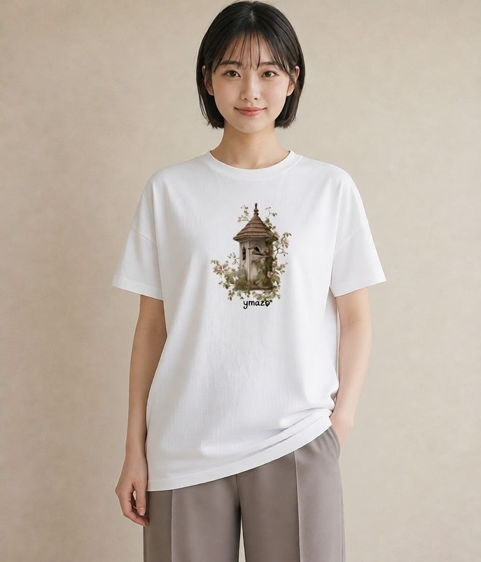 デザインTシャツ レディース 遠い家と鳥 風景 鳥 ナチュラル アンティーク イラスト アート風 女性向けギフト 散歩 白T