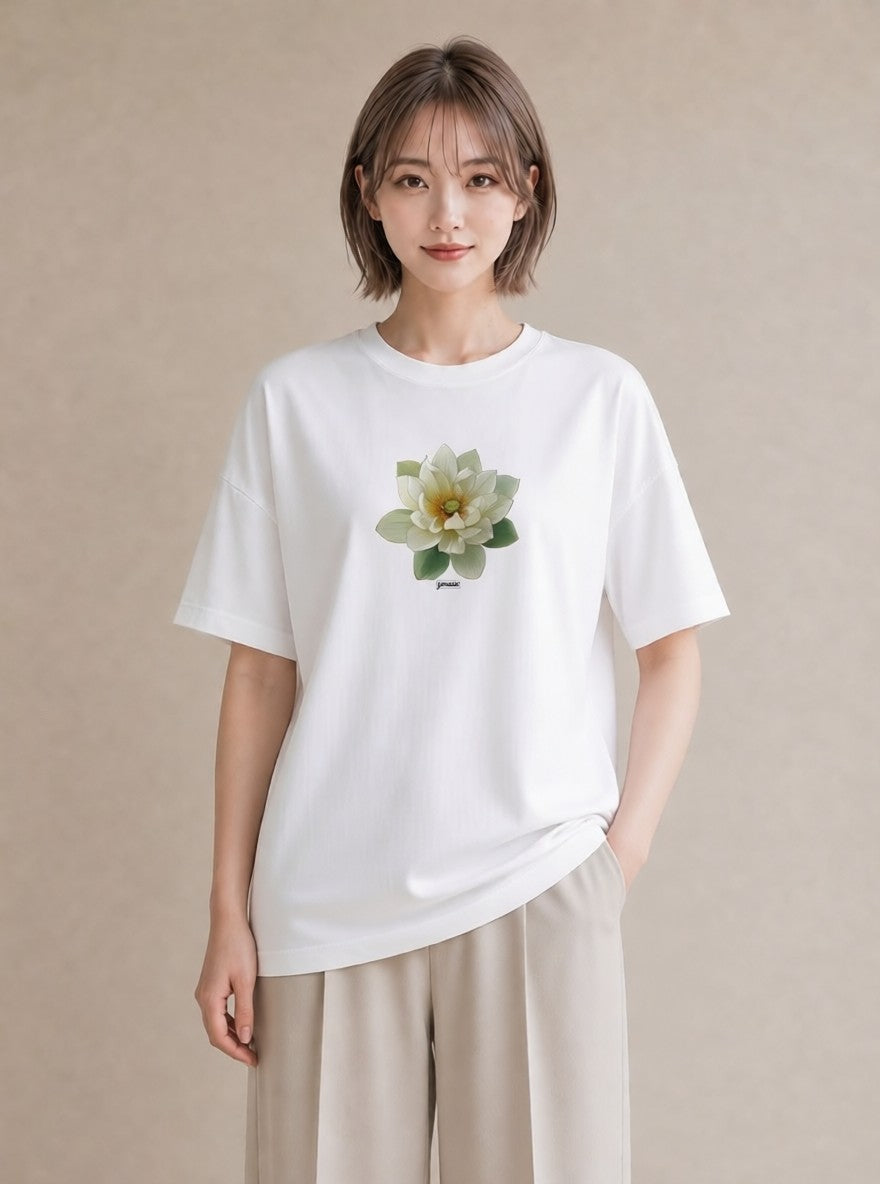 グラフィックTシャツ レディース 蓮 花 花柄 イラスト ゆるコーデ デート 帰省 白T