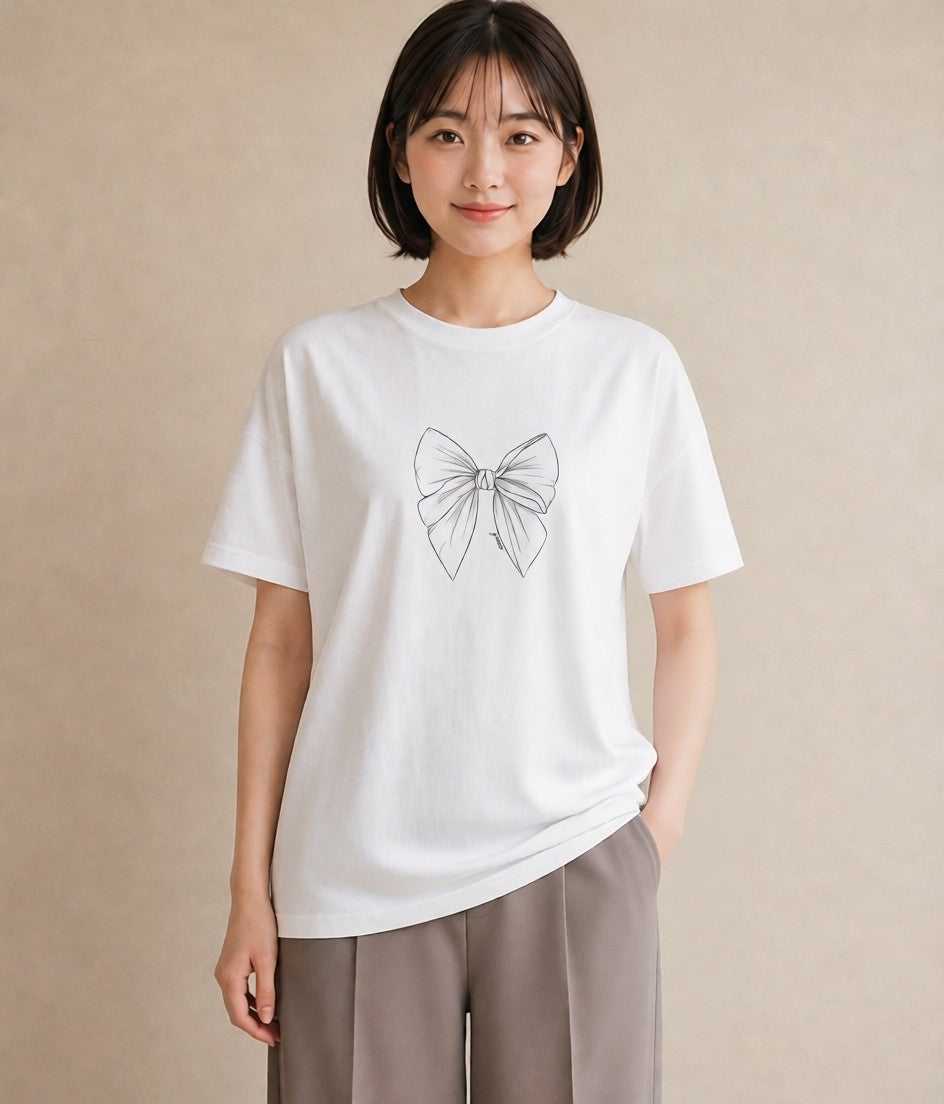 グラフィックTシャツ レディース リボン 蝶結び ナチュラル アンティーク イラスト 手描き風 散歩 お出かけ 白T