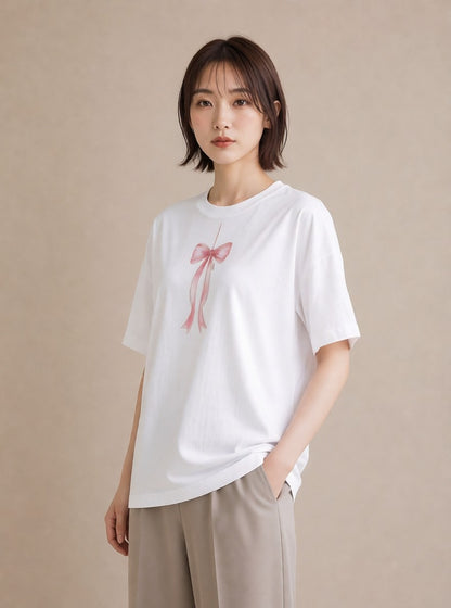 デザインTシャツ レディース リボン 蝶結び ナチュラル アンティーク イラスト ニュアンス ママ カフェ服 白T