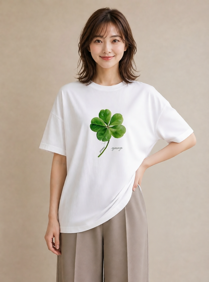 プリントTシャツ レディース クローバー 四つ葉 花 花柄 イラスト 上品 綿100 デート 白T