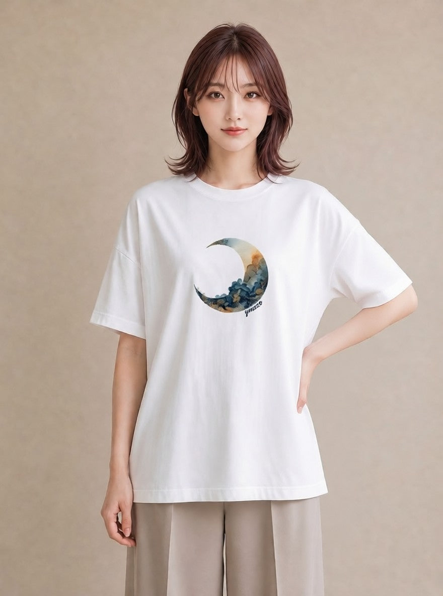 グラフィックTシャツ レディース 青の水彩 風景 ブルー ナチュラル アンティーク イラスト ゆるコーデ 自分用 ルームウェア 白T