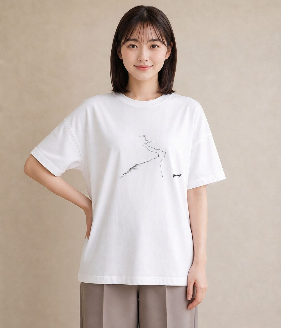 デザインTシャツ レディース 小川 橋 せせらぎ ナチュラル アンティーク イラスト 休日コーデ ミセス 春コーデ 白T