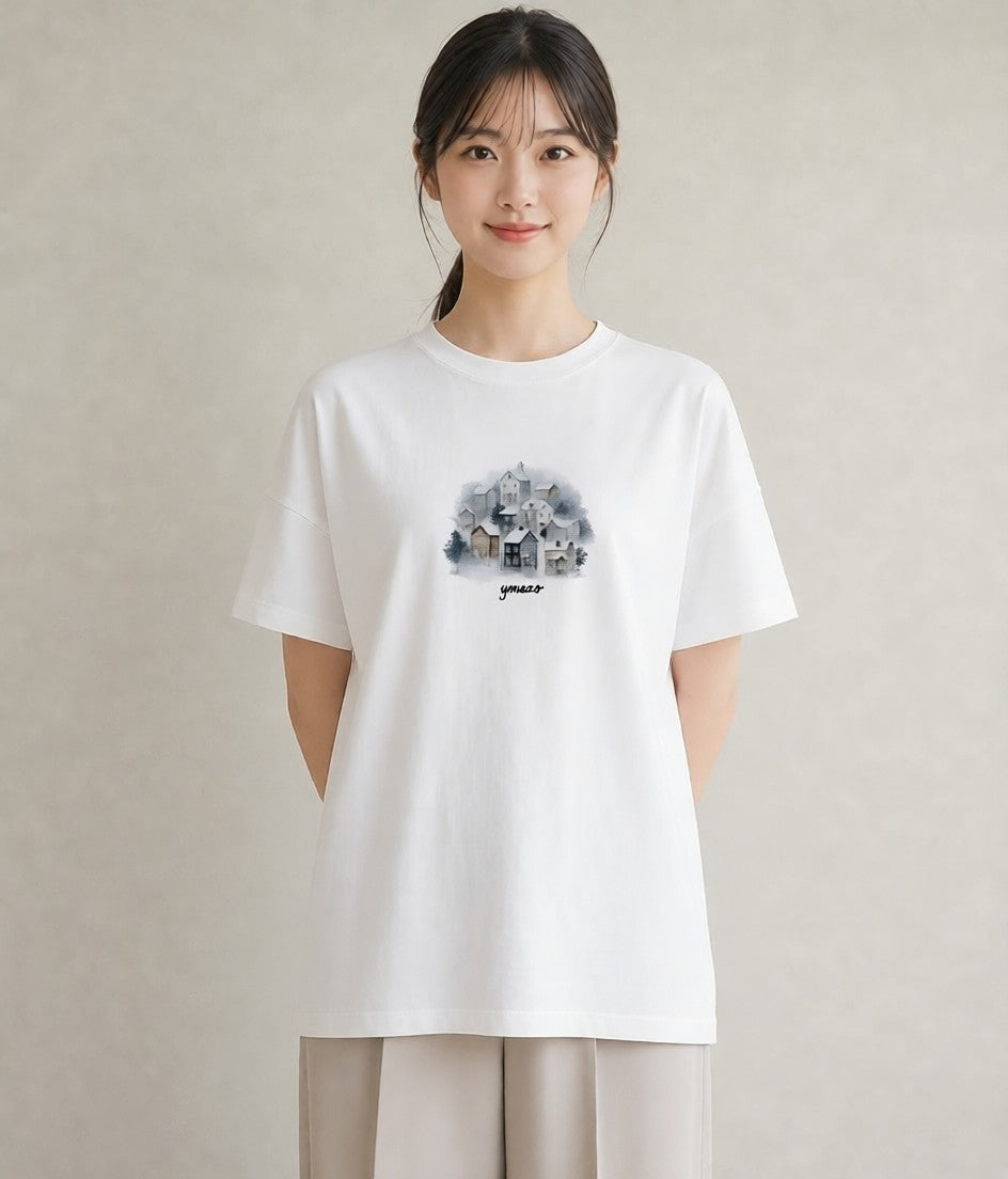 半袖Tシャツ レディース 灯りの家 小屋 夜 ナチュラル アンティーク イラスト アート風 女性 旅行用 白T