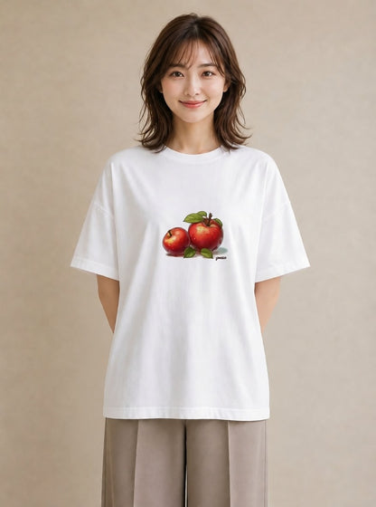 グラフィックTシャツ レディース りんご 林檎 アップル 食べ物 フード イラスト ナチュラル 休日 ペアコーデ 白T