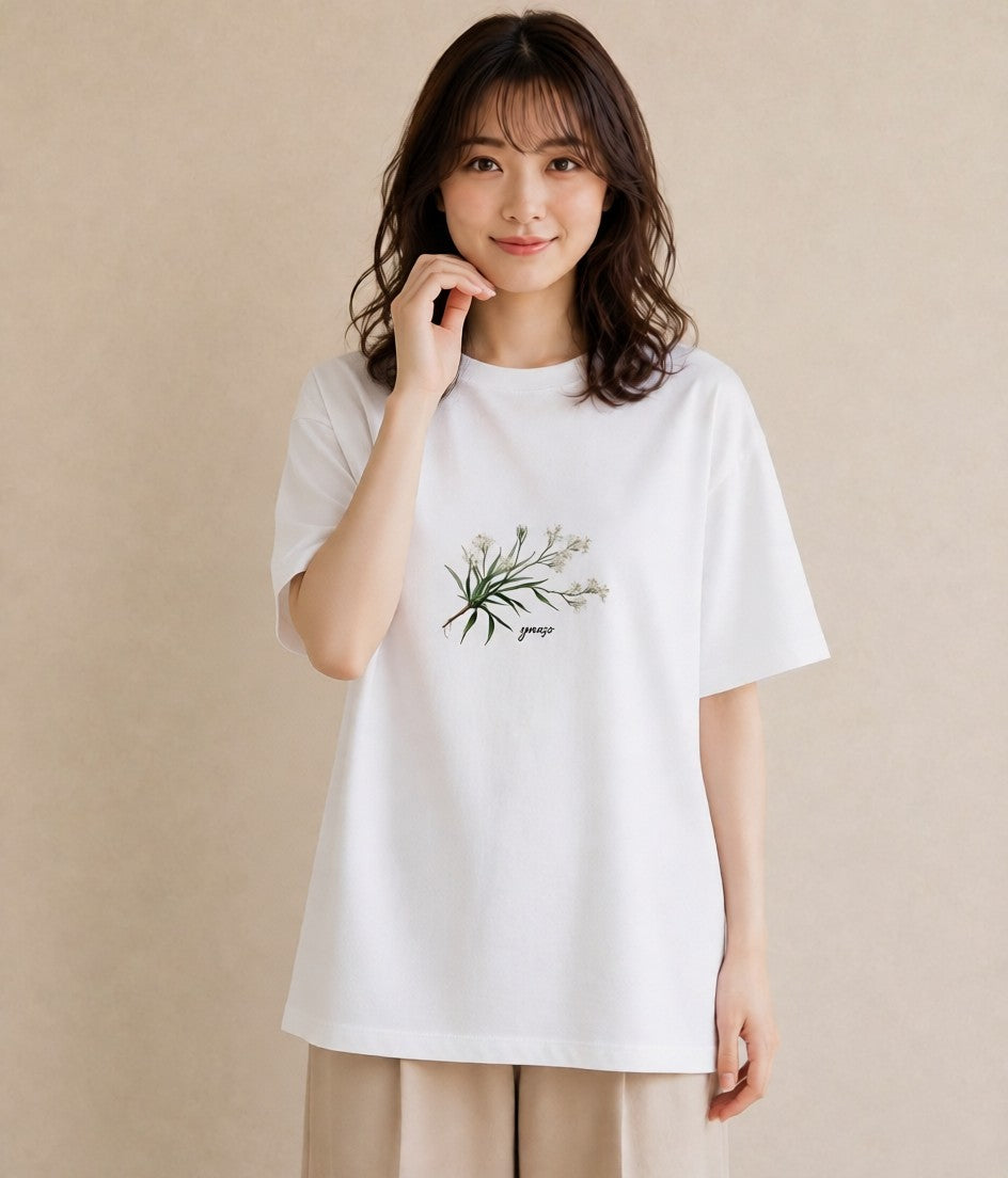 グラフィックTシャツ レディース 金木犀 花 花柄 イラスト 上品 20代 カジュアルコーデ 白T