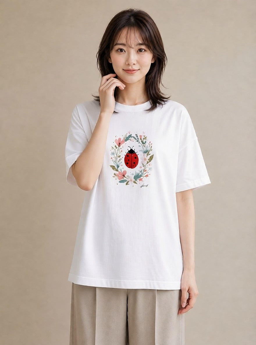 デザインTシャツ レディース てんとう虫 昆虫 虫 イラスト アート風 買い物 夏コーデ 白T