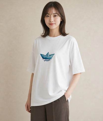 グラフィックTシャツ レディース 紙の船 水辺 ナチュラル アンティーク イラスト お洒落 友達ギフト 部屋着 白T