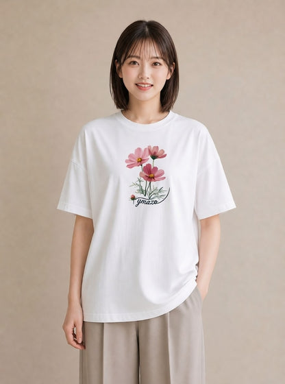Tシャツ レディース コスモス 秋桜 花 花柄 イラスト 旅行コーデ 秋コーデ おしゃれギフト 白T