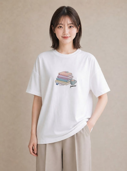 Tシャツ レディース 本 読書 ブック イラスト カフェコーデ 普段着 週末コーデ 白T