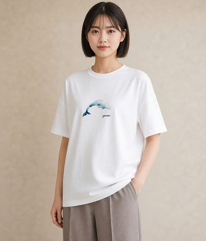 Tシャツ レディース シャチ 海の生き物 海 イラスト フェミニン 普段着 週末コーデ 白T