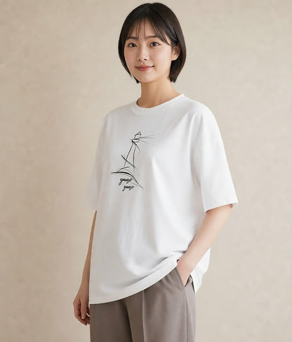 デザインTシャツ レディース 灯台 霧 海 ナチュラル アンティーク イラスト アート風 女性向けギフト 散歩 白T