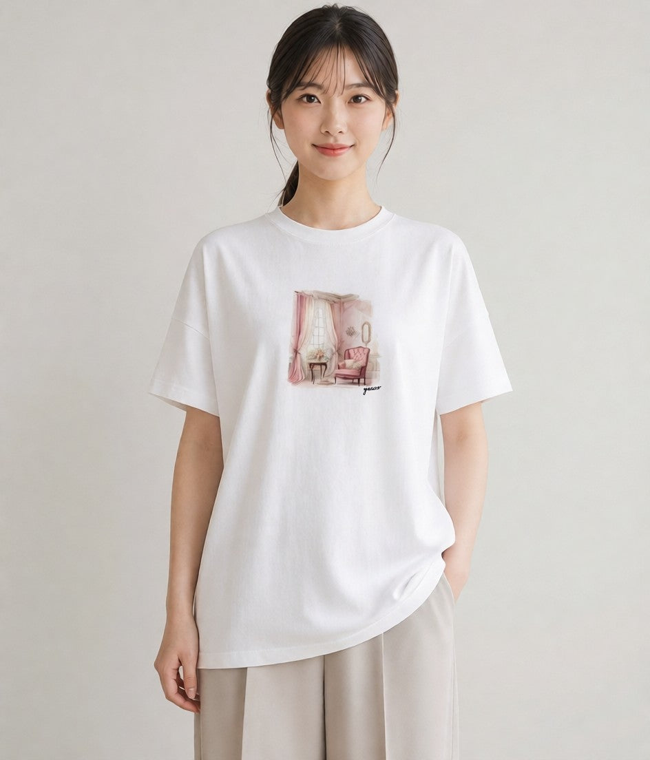 グラフィックTシャツ レディース 窓辺の椅子 窓辺 椅子 ナチュラル アンティーク イラスト 休日コーデ カフェ巡り 女子会 白T