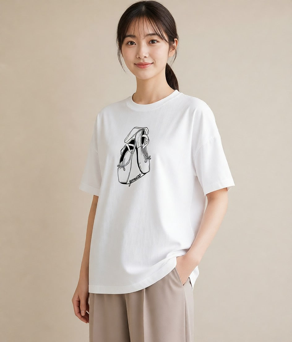 デザインTシャツ レディース バレエシューズ バレエ トウシューズ ナチュラル アンティーク イラスト ガーリー 週末コーデ 敬老の日 白T