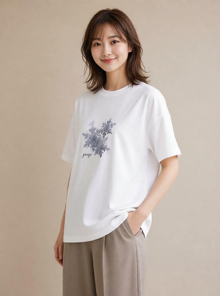 プリントTシャツ レディース 雪の結晶 星空 宇宙 イラスト ニュアンス 休日 ペアコーデ 白T