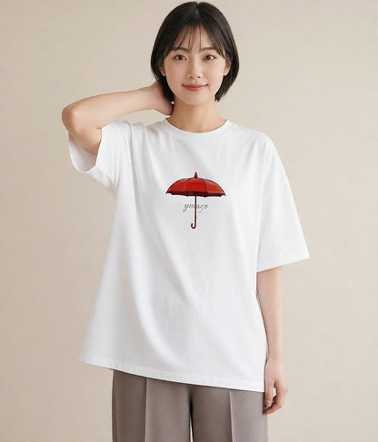 プリントTシャツ レディース 傘 水たまり 雨 ナチュラル アンティーク イラスト 上品 カジュアルコーデ 買い物 白T