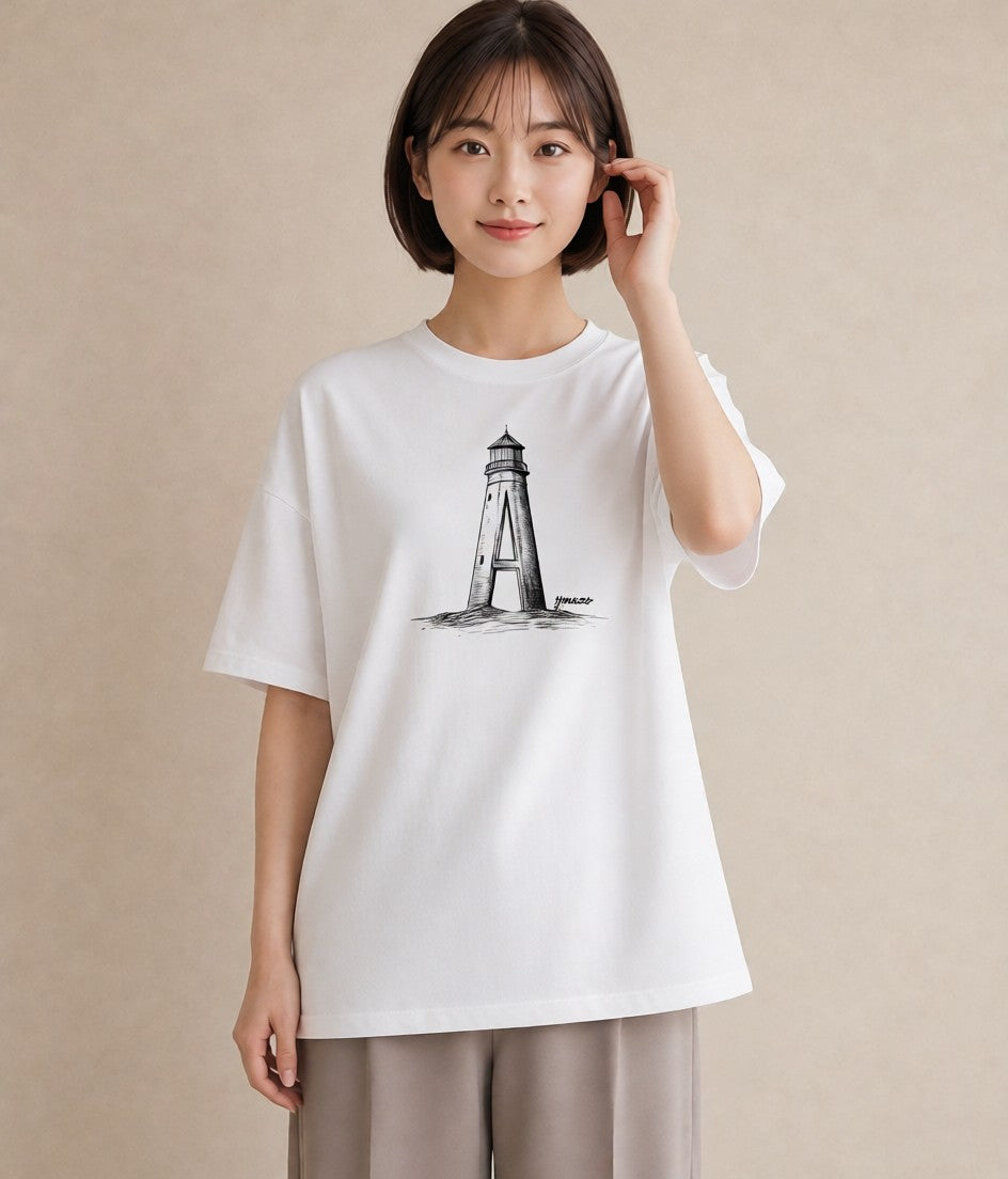 デザインTシャツ レディース 灯台 霧 海 ナチュラル アンティーク イラスト 可愛い デイリーウェア 休日 白T