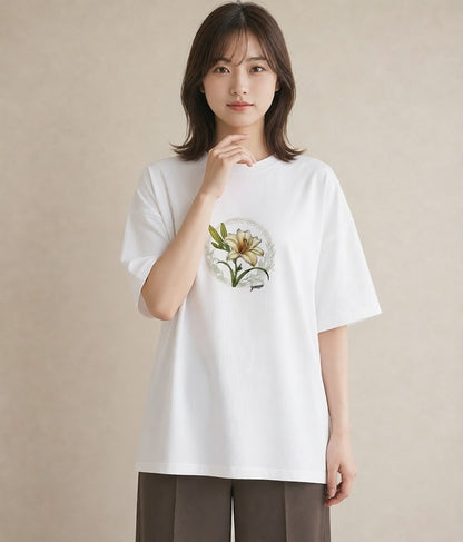 プリントTシャツ レディース ゆり 百合 花 花柄 イラスト 韓国風 女性向けギフト 散歩 白T