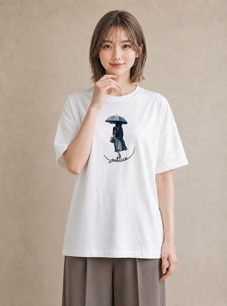 デザインTシャツ レディース 傘 水たまり 雨 ナチュラル アンティーク イラスト きれいめカジュアル ビーチ デイリーウェア 白T