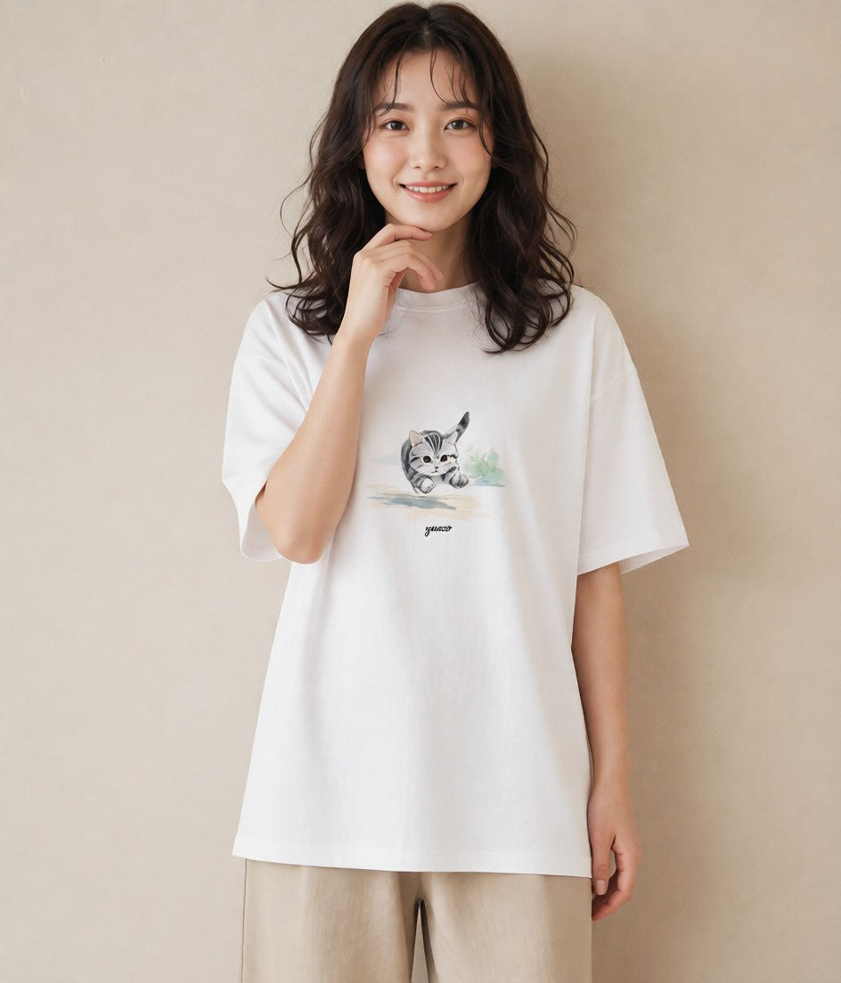 Tシャツ レディース マンチカン 猫 ねこ イラスト ヴィンテージ風 女性向けギフト 散歩 白T