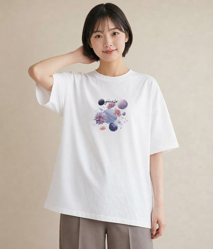 グラフィックTシャツ レディース 宇宙 星空 イラスト フェミニン 帰省 ラフ 白T