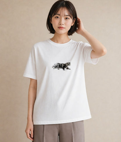 グラフィックTシャツ レディース メインクーン 猫 ねこ イラスト 手描き風 公園 ママ 白T